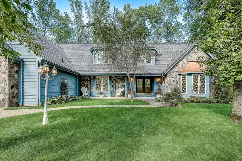 Mequon