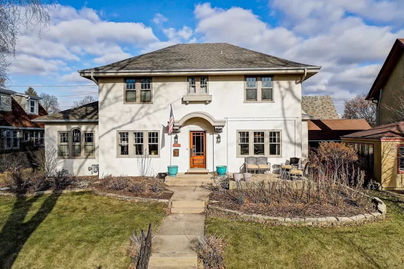 Wauwatosa