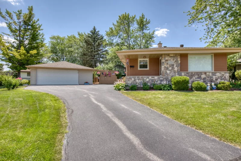 Menomonee Falls