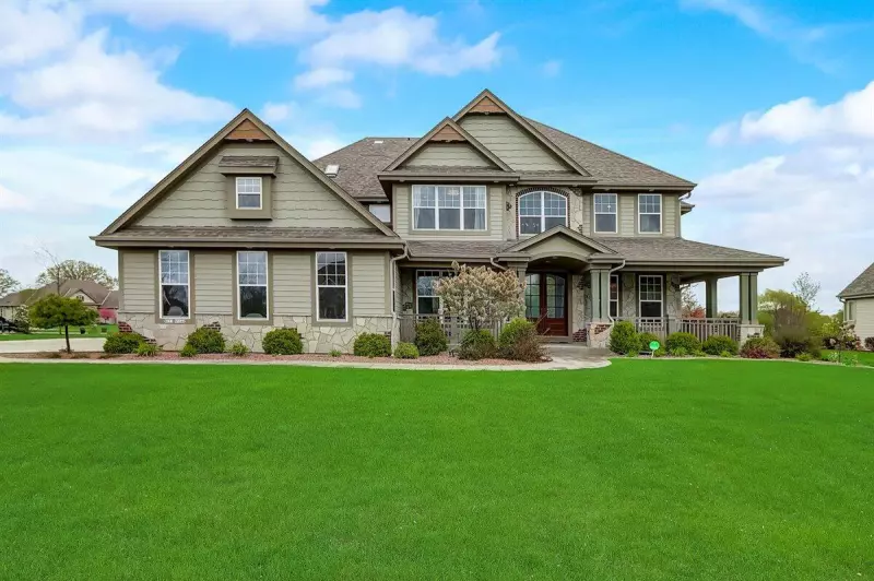 Menomonee Falls