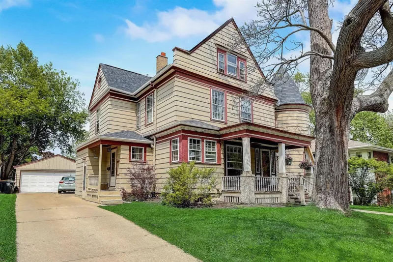 Wauwatosa