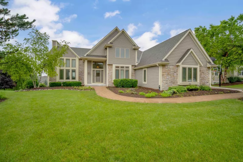 Menomonee Falls