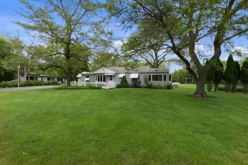 Mequon