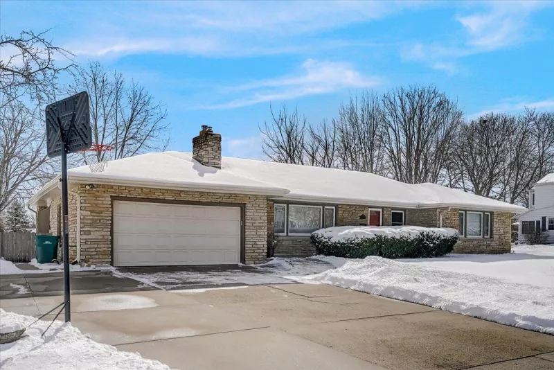 Menomonee Falls