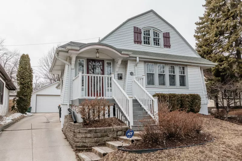 Wauwatosa