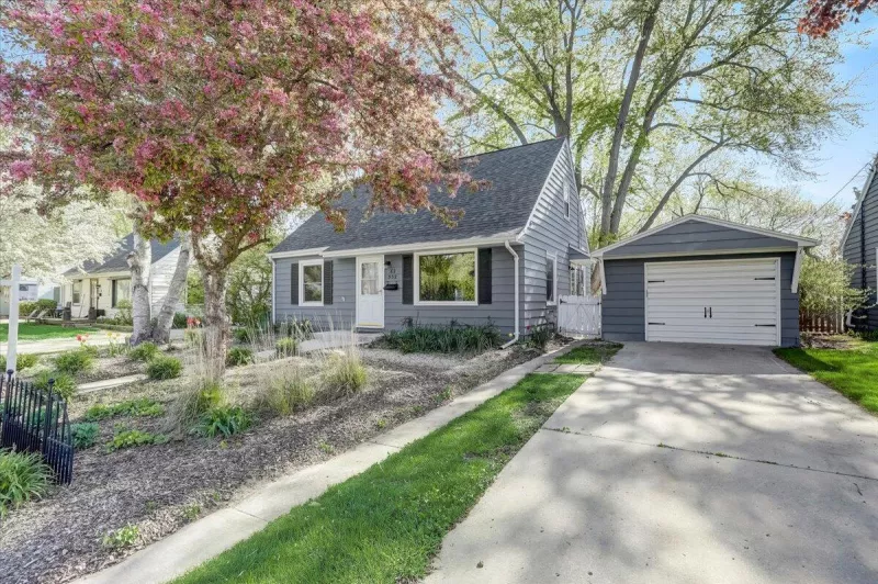 Cedarburg