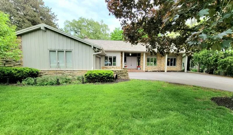 Mequon