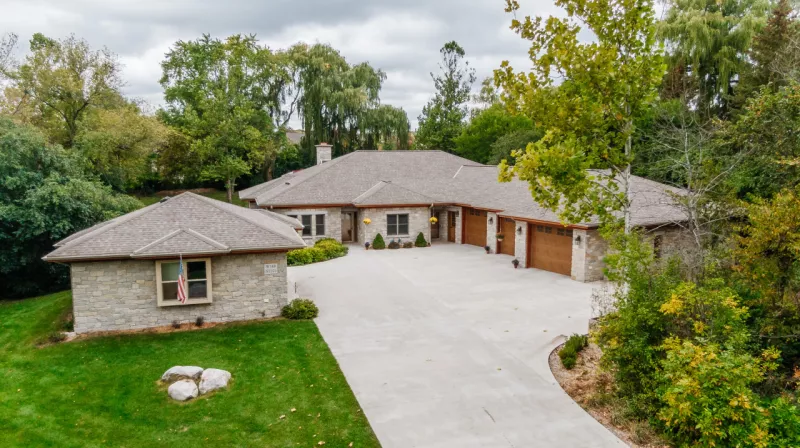 Menomonee Falls
