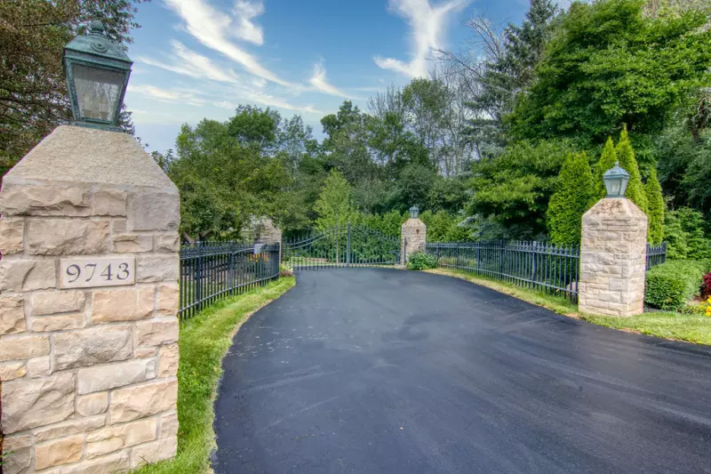 Mequon