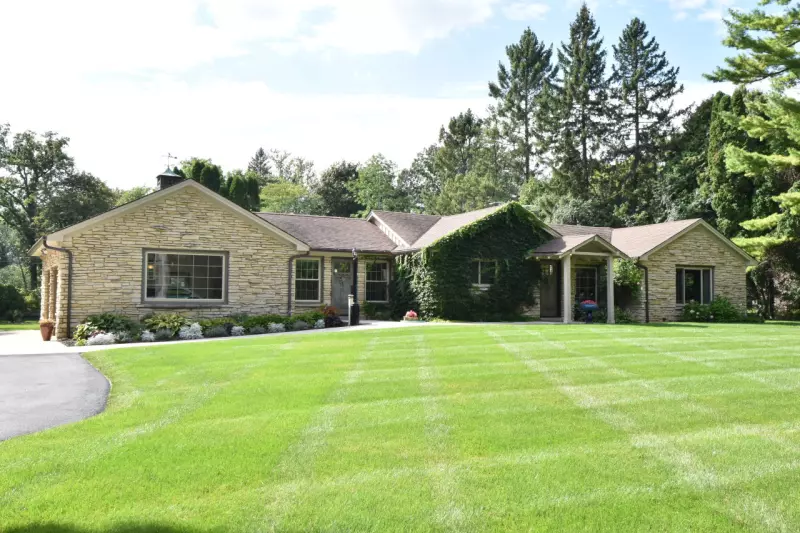 Mequon