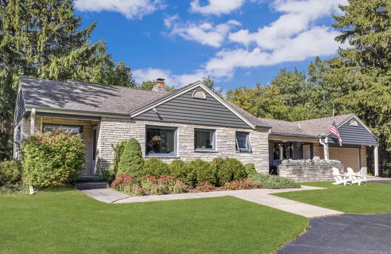 Mequon
