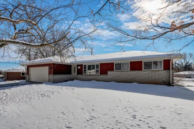 Menomonee Falls