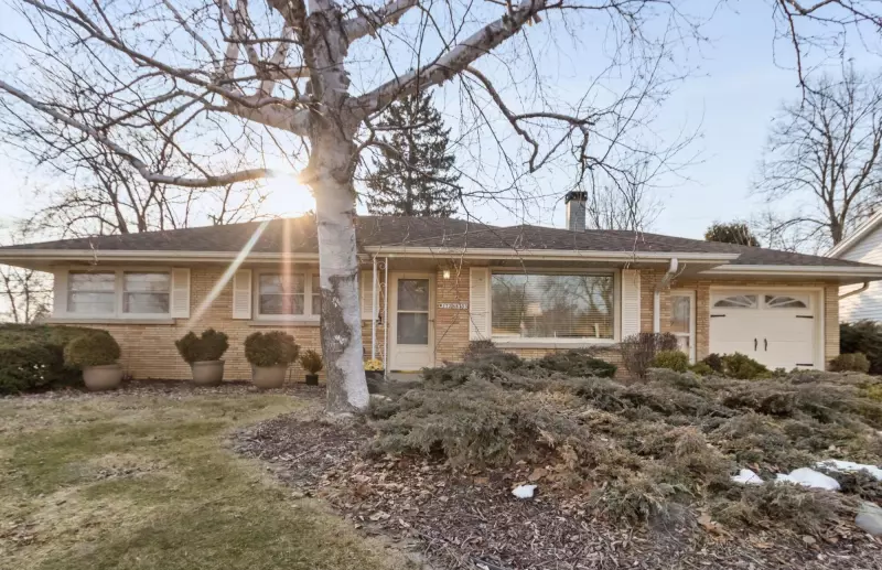 Menomonee Falls