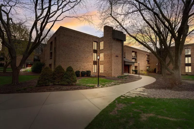 Shorewood