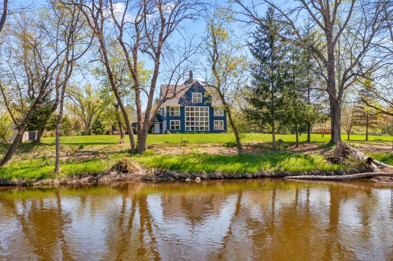 Mequon