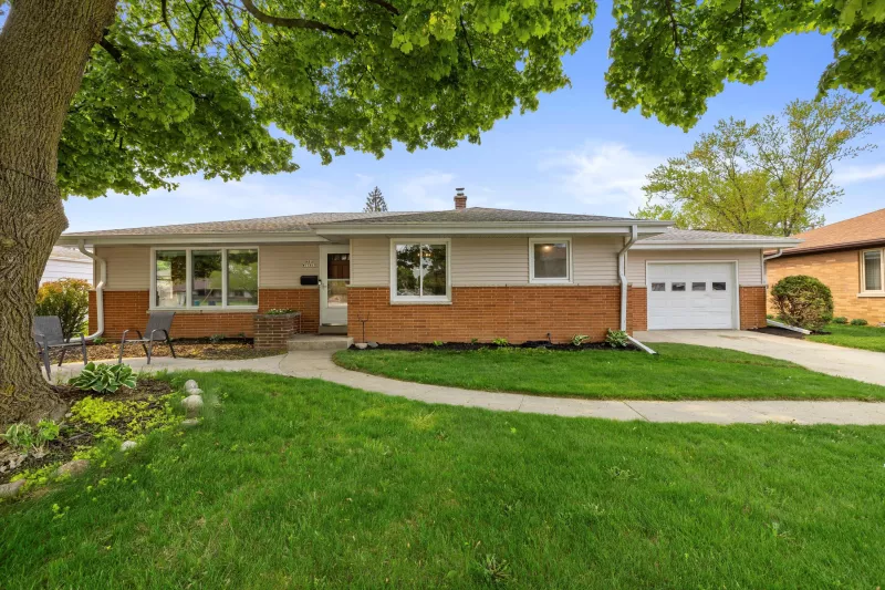 Menomonee Falls