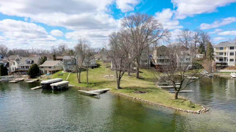 Oconomowoc