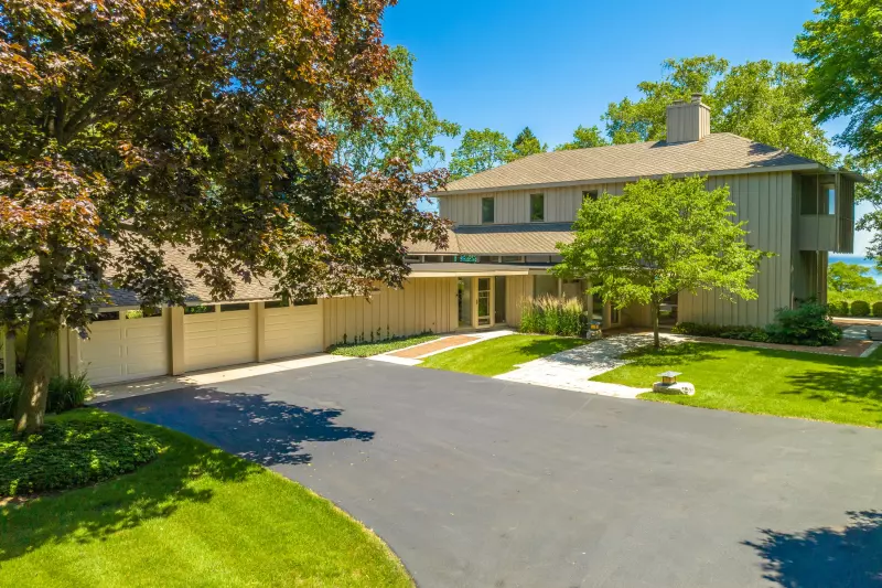 Mequon