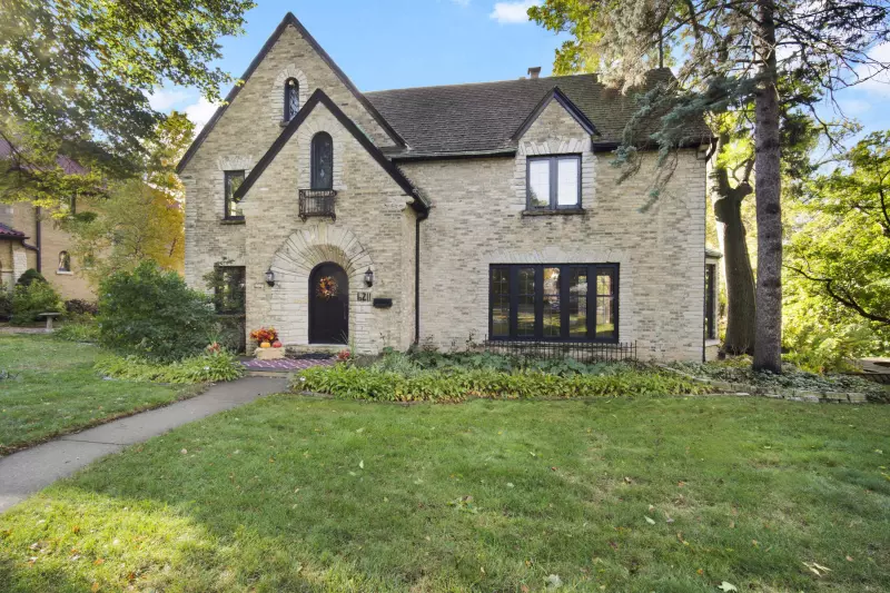 Wauwatosa