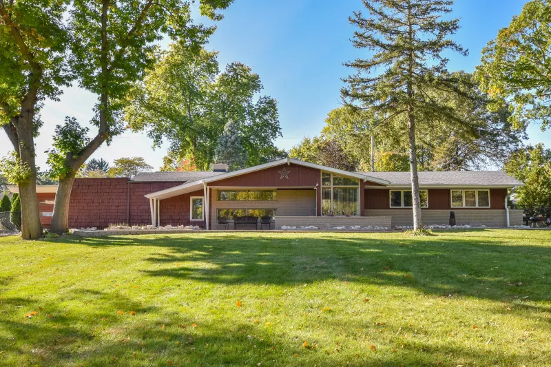 Menomonee Falls