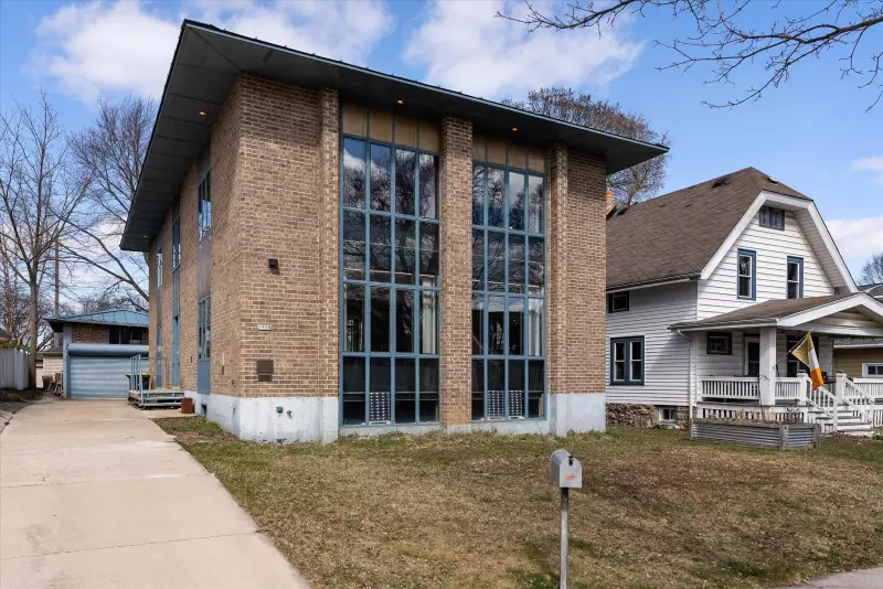 Wauwatosa