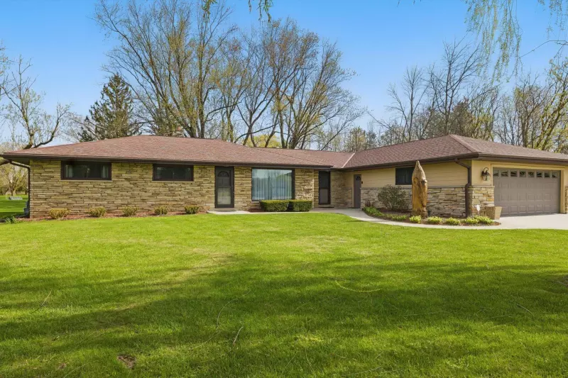 Menomonee Falls
