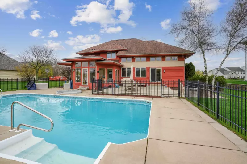 Menomonee Falls