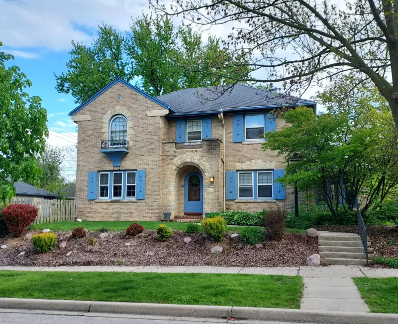 Shorewood