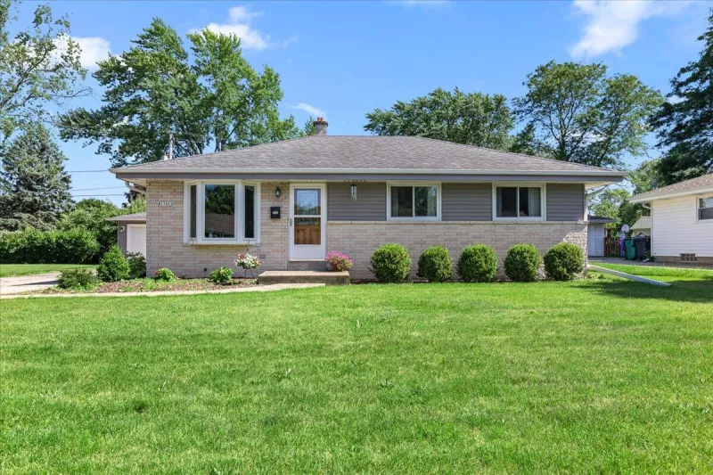 Menomonee Falls