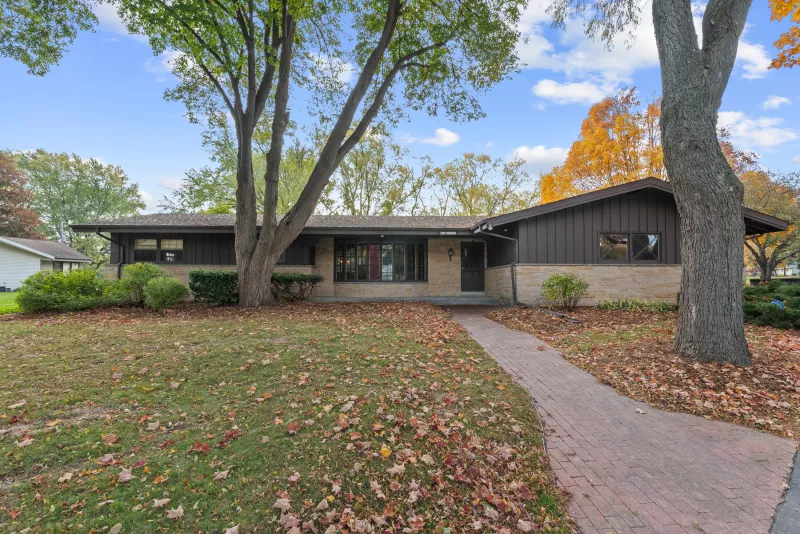 Menomonee Falls