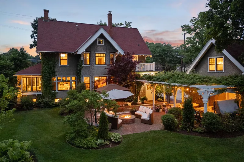 Cedarburg