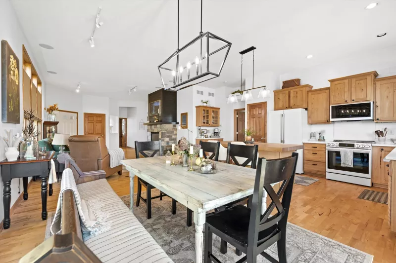 Oconomowoc