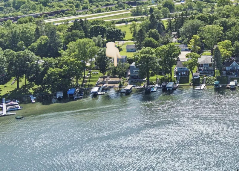 Oconomowoc