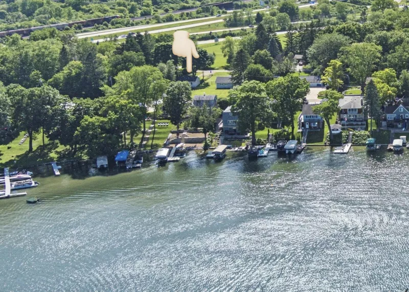 Oconomowoc