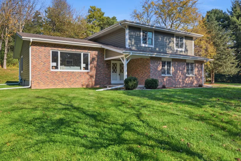 Oconomowoc