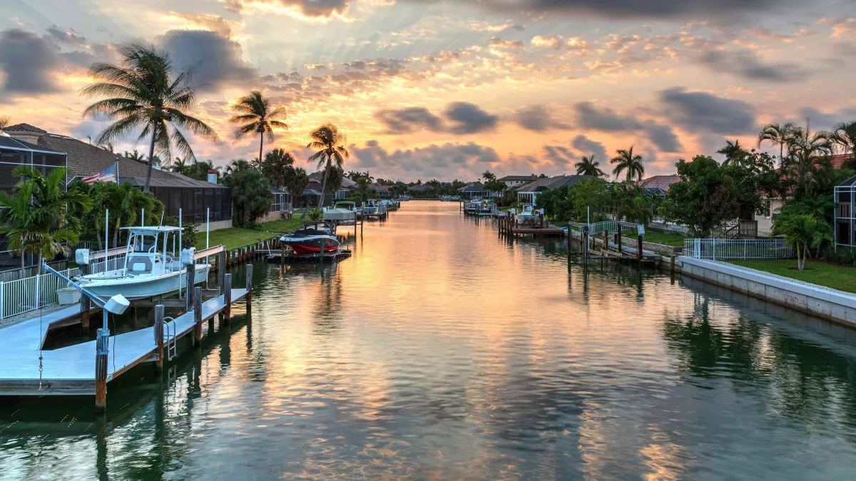 Olde Naples